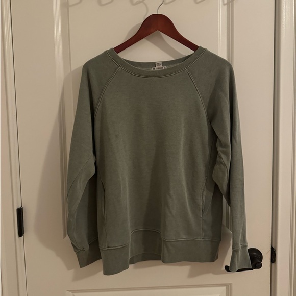 Forever 21 Moss Green Light Weight Crew Neck Sweatshirt with Pockets Size Small - Picture 6 of 6